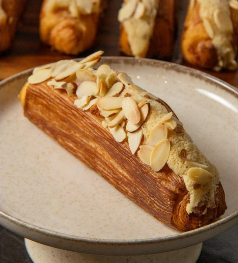 Croissant stick almendra